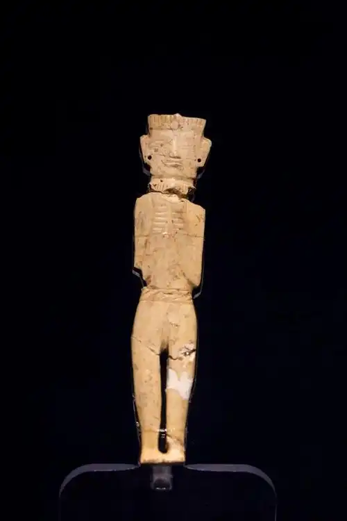 安博微课堂第8课凌家滩代言人玉人