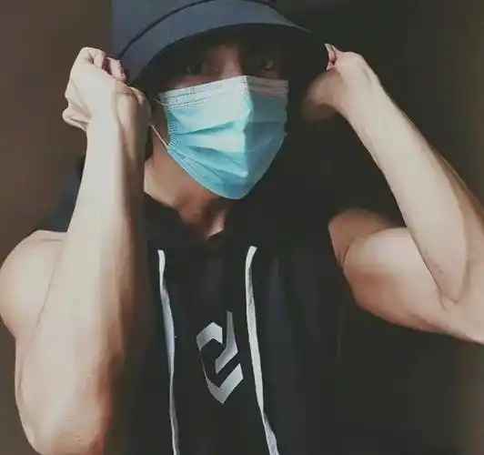 李准基是整了吗怎么突然帅成宋仲基了