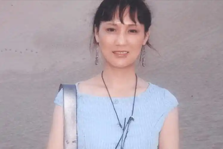 李建群:被知名导演收入囊中,同居27年无名分,63岁带着遗憾离世