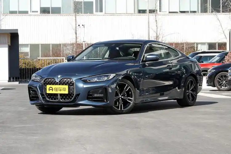 入手门槛低,进口2门四座车型,全系2.0t动力,宝马4系如何?