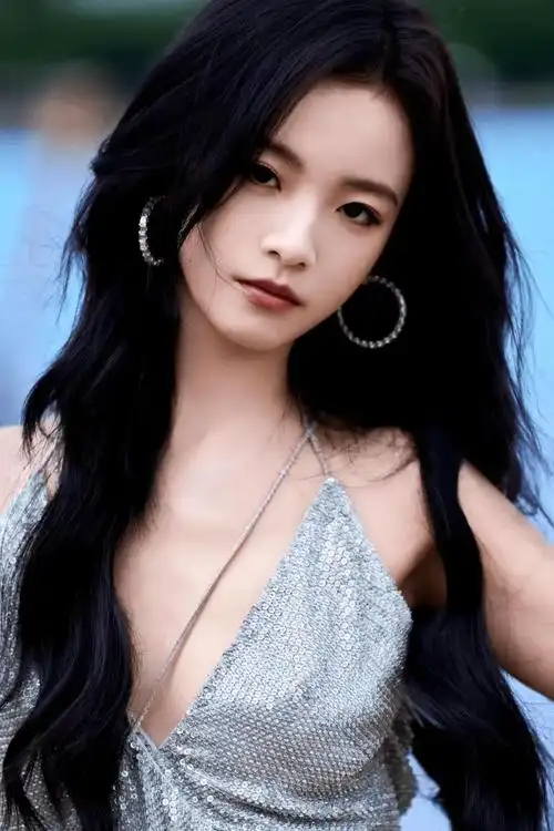 李庚希,00后美女影后,可爱性感!