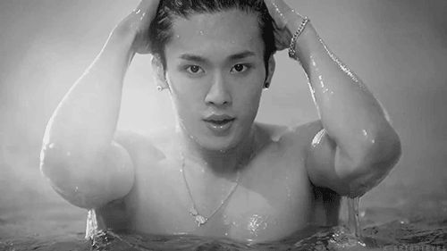 预热青春有你李汶翰冲呀