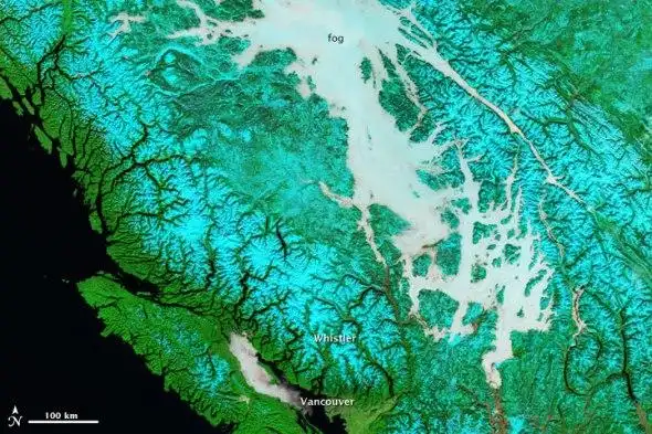 美卫星捕捉加拿大温哥华山谷浓雾弥漫景象(图)