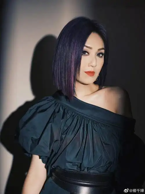 杨千嬅回应全家移居上海众多港澳台艺人迁居内地