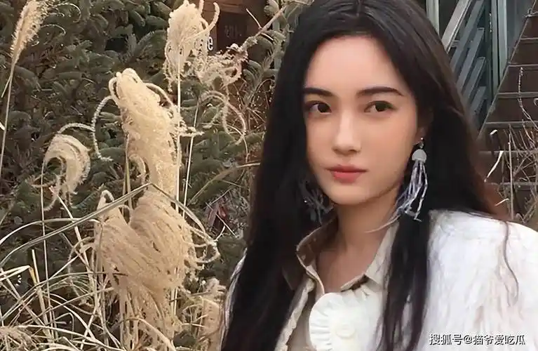 短剧《红衣醉》男女主谁演的:黑泽,赵嘉敏个人资料一览