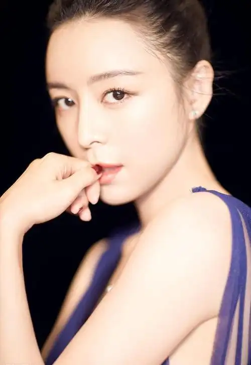 张静初:"自暴自弃"后,世界总算消停了