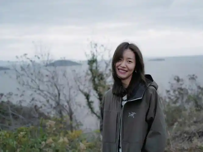 刘雯始祖鸟20211130