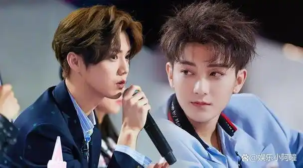 鹿晗和黄子韬在2020年共同担任了创造营的导师,他们在节目中的精彩