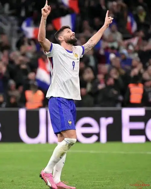 2024法国队球衣10号姆巴佩主客场球员版格列兹曼吉鲁足球服国家队