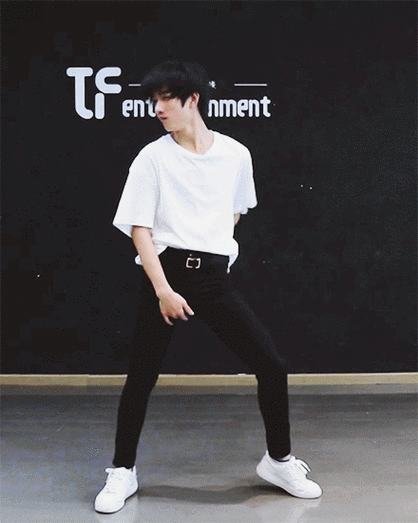 男明星的超帅顶胯图你们pick谁