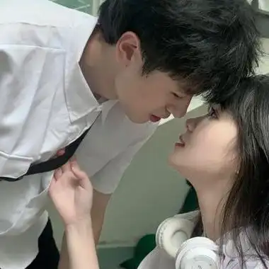 最新抖音情侣头像一男一女 超甜情头真人唯美浪漫微信头像_情侣头像_