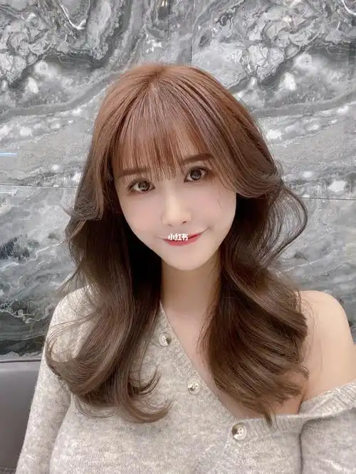 冲击00后发型超减龄的妹妹头你值得拥有