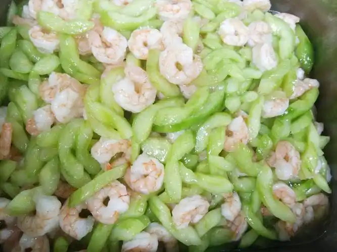 黄瓜炒虾仁