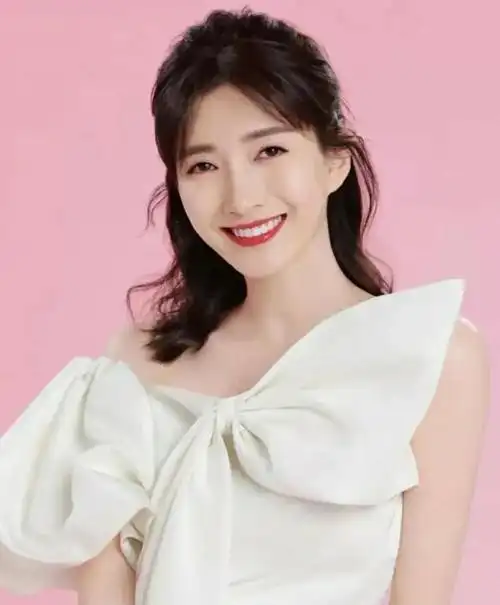 江疏影明星壁纸28