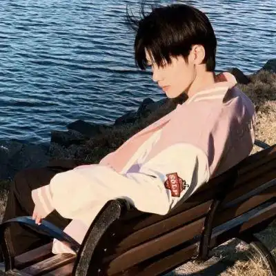 干净很清新帅气真人好看男生头像超级帅气男生炫酷的头像