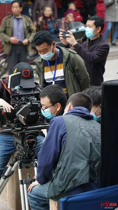 以上均为电影《日夜江河》拍摄现场