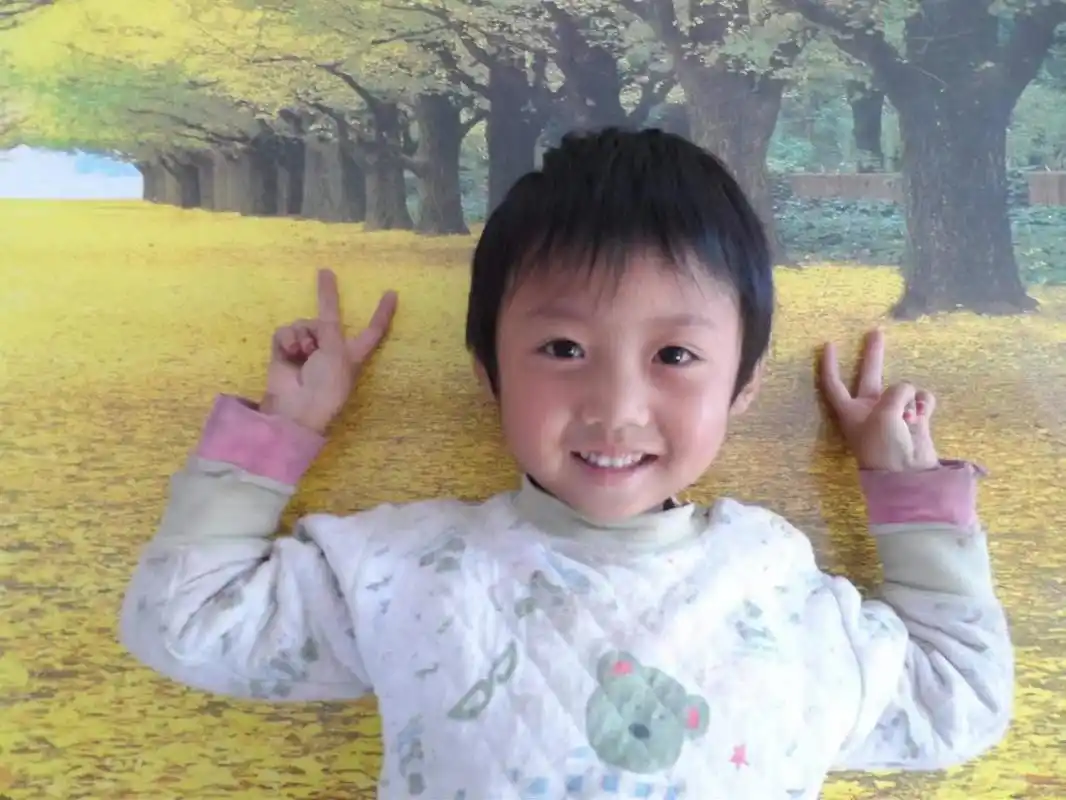 小时候的照片,我们家小可爱宝贝们,我们一大家的小宝贝,他们现 - 抖音