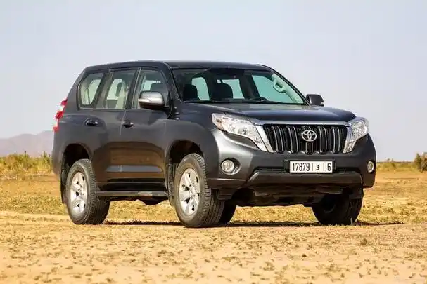 丰田普拉多,全面升级四驱系统和非承载底盘,开创越野新时代!