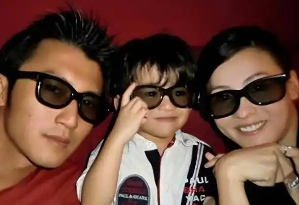 4个孩子3个爹张柏芝疑怀4胎网友对谢霆锋太不公平