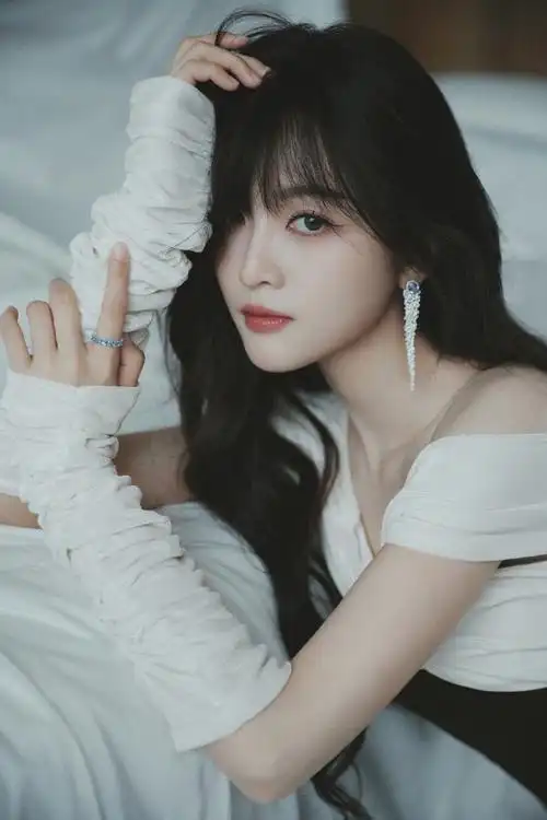 吴宣仪纯欲千金妆##你好星期六