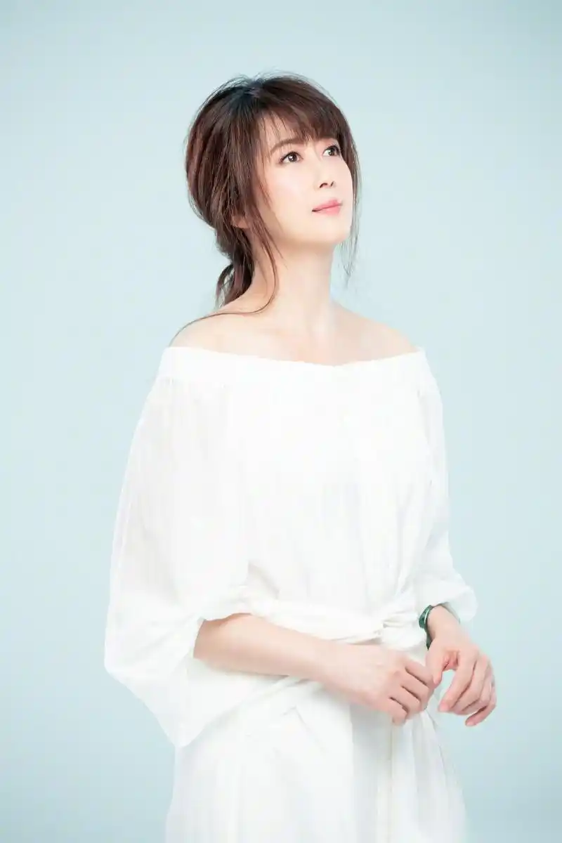 等了好久了,终于等到了,孟庭苇最新黑胶lp专辑《听见孟庭苇》,发布