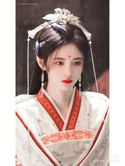 女明星穿古装照片来啦领走你家的吧