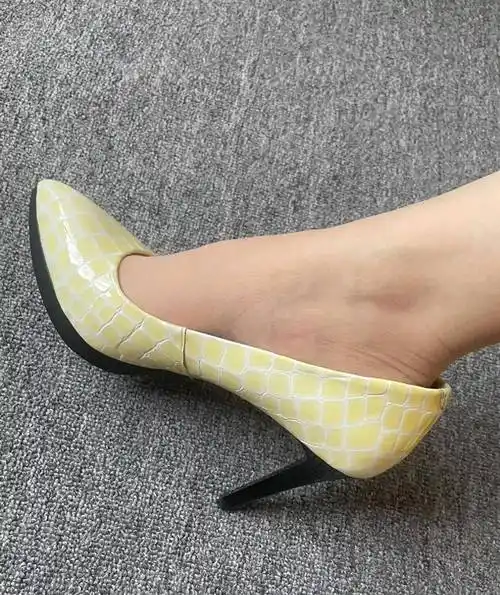 秀脚丫,有人愿意展示,有人愿意欣赏,这便是最好_网络_图片_来自