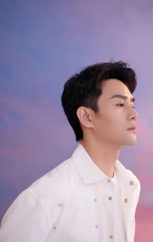 王凯清爽利落写真图片66