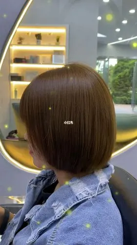 棕色_夏天去哪玩_滤镜_冷棕色_夏日滤镜_时尚_发型