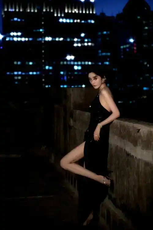 杨幂gq红毯赢麻了!