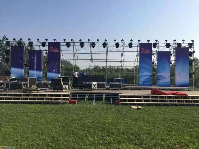 户外演出关于舞台灯光设计的常见问题