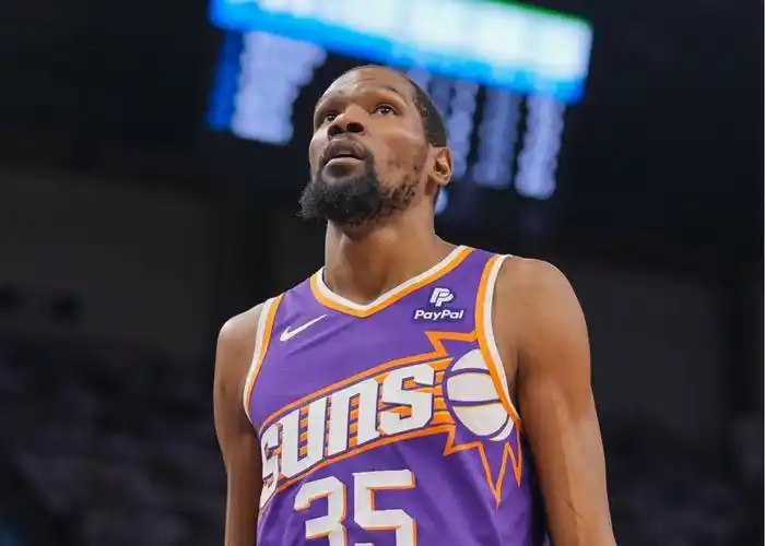 98杜兰特:与詹姆斯在一起待得越久越明白为什么他被称为历史最佳