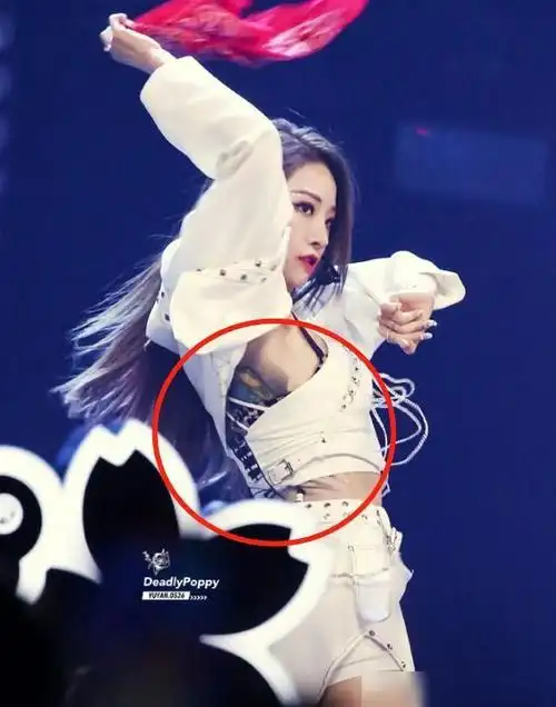 抽烟纹身爆粗口,the9喻言台上沉默寡言,私下被嘲"社会姐"