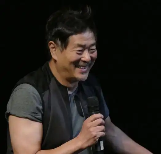 表情——濮存昕