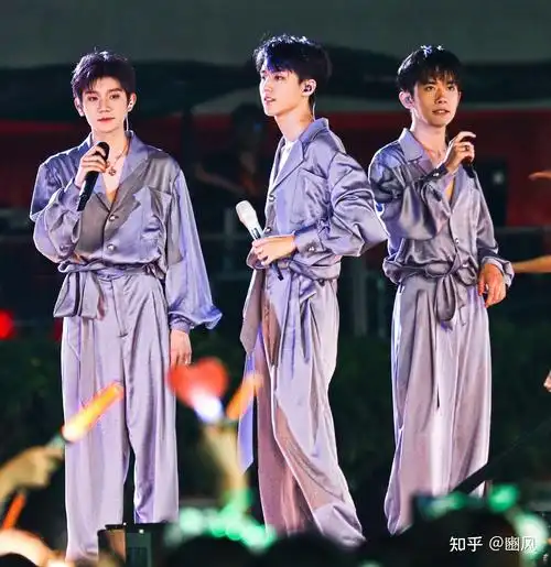 求一些tfboys的绝美图片,无水印的最好! - 知乎
