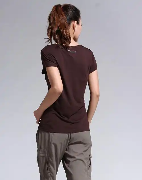 褐色时尚简约短袖t恤