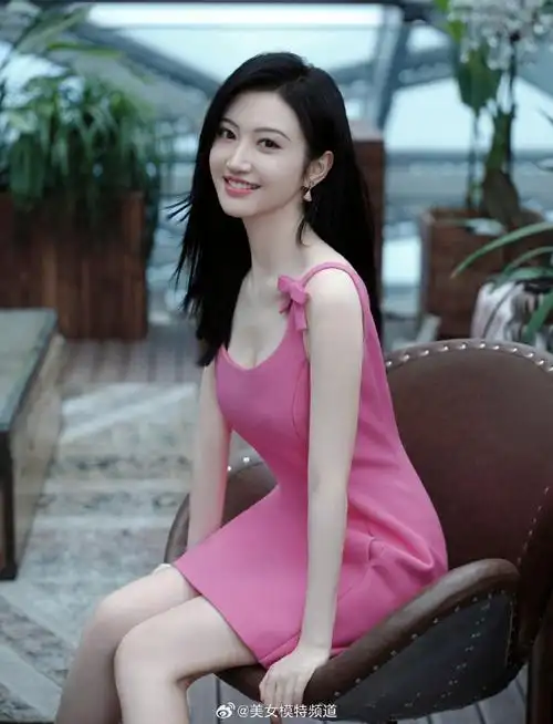 景甜今日份粉红小公主