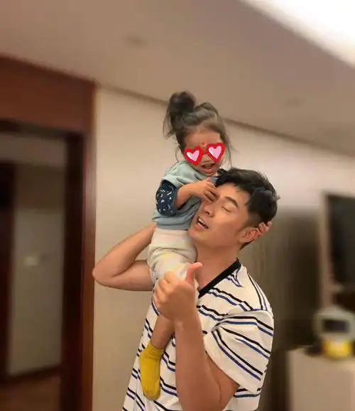 陈赫家产有多少亿陈赫被曝有百亿身家