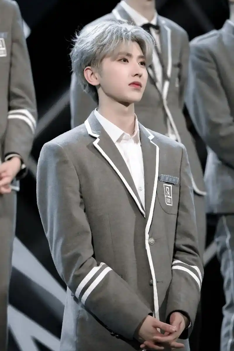 蔡徐坤c位出道六周年快乐.#ninepercent六周年# - 抖音