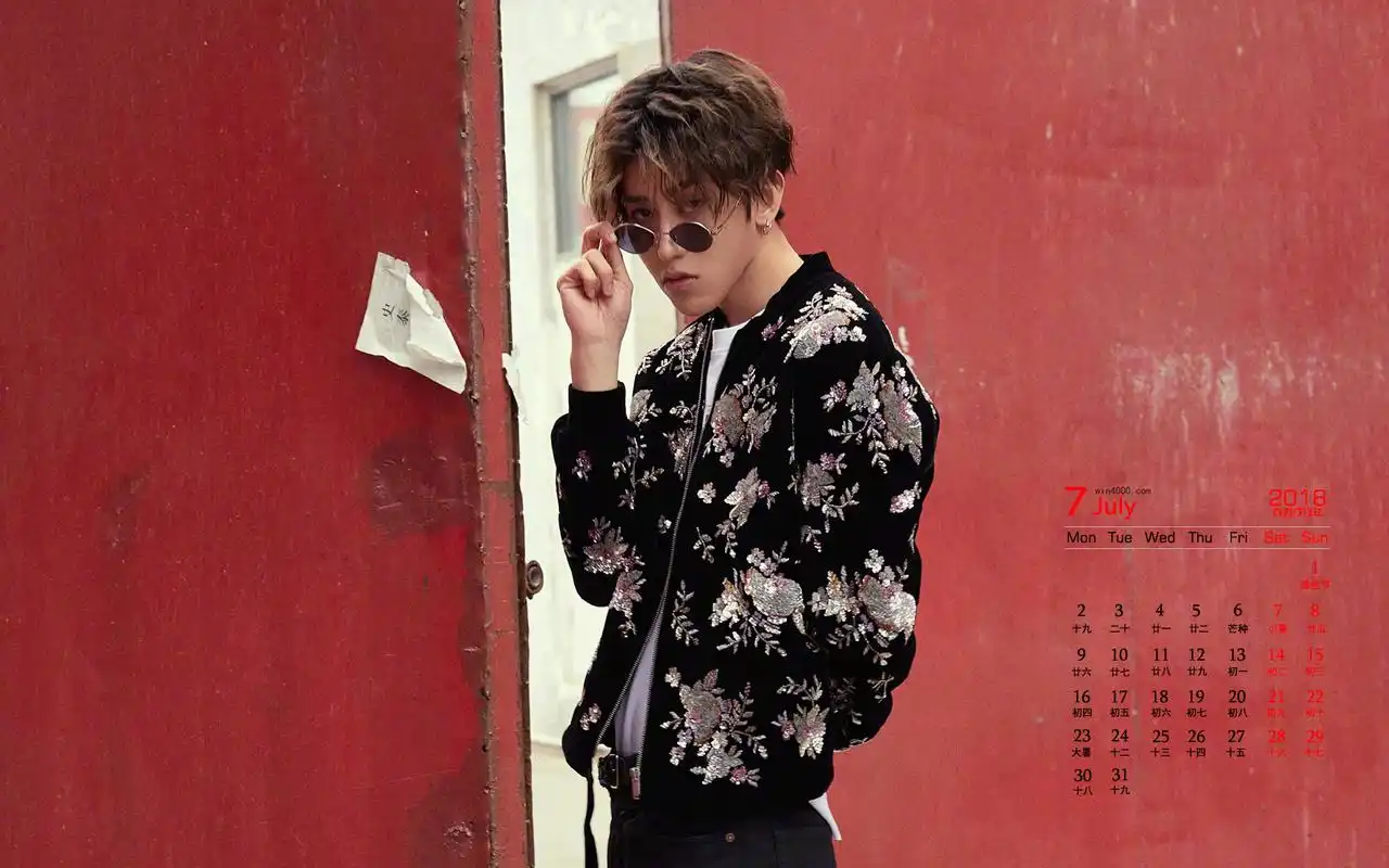 2018年7月蔡徐坤帅气日历图片桌面壁纸