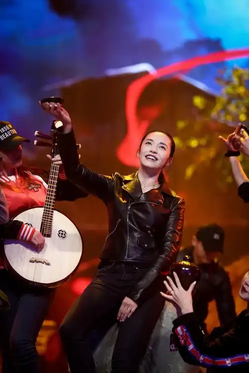 《跨界歌王》"淡定姐"姚晨对战"慌张哥"陈建斌