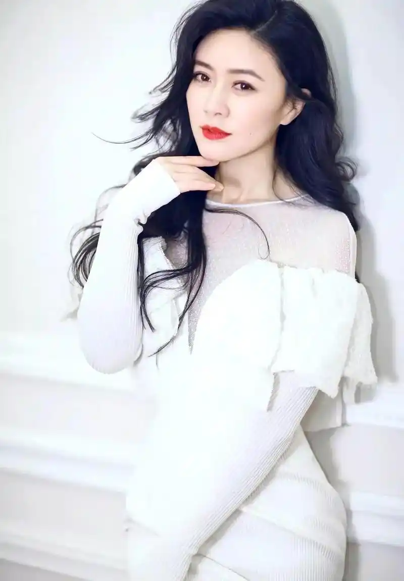 美女明星田海蓉高清写真美图,性感妩媚,风情万种