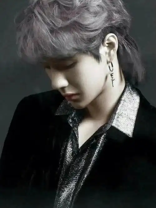 王一博壁纸之嘟嘟嘟嘟嘟狼尾少年