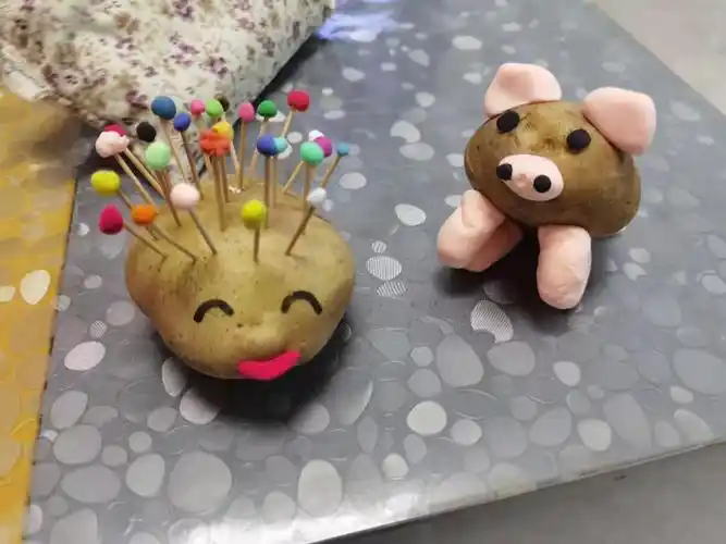 秦幼小四班亲子艺术活动《土豆大变身》精彩呈现