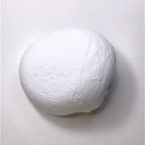 奶白色的史莱姆,是不是很解压