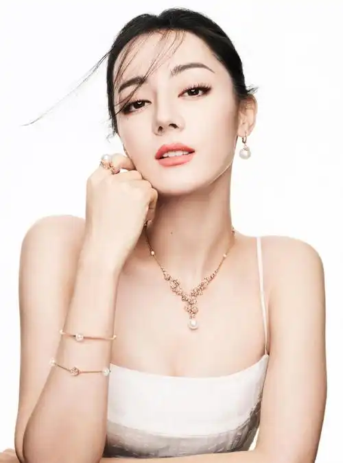 御木本新图96(午好呀)@dear-迪丽热巴#mikimoto全球代言人迪丽热巴