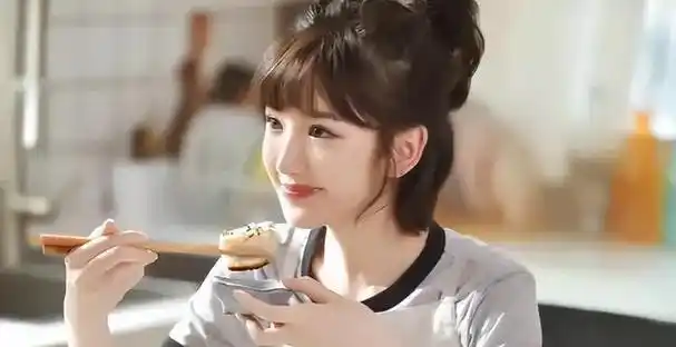 考上中戏,成名后父亲索要巨额赡养费|陈翔|李超|毛晓彤|江铠同_网易