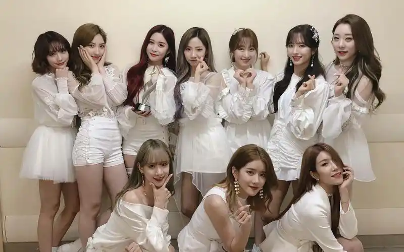 『宇宙少女』【!2019台历!十三人!