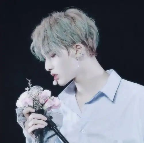 朱正廷头像图源微博:娇兔