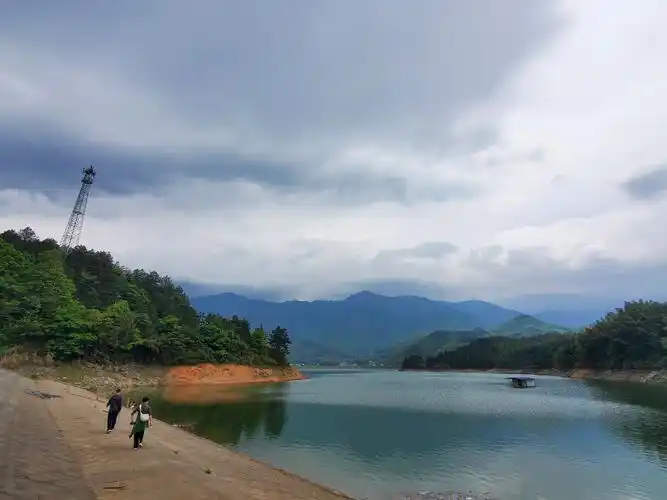 湖南省岳阳市平江县福寿山镇白水水库